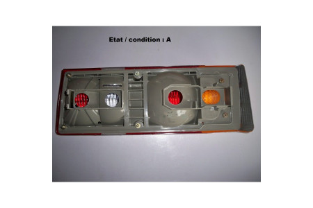 Feu arrière gauche FORD 81AG13A603AB