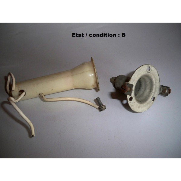 Front light indicator bracket