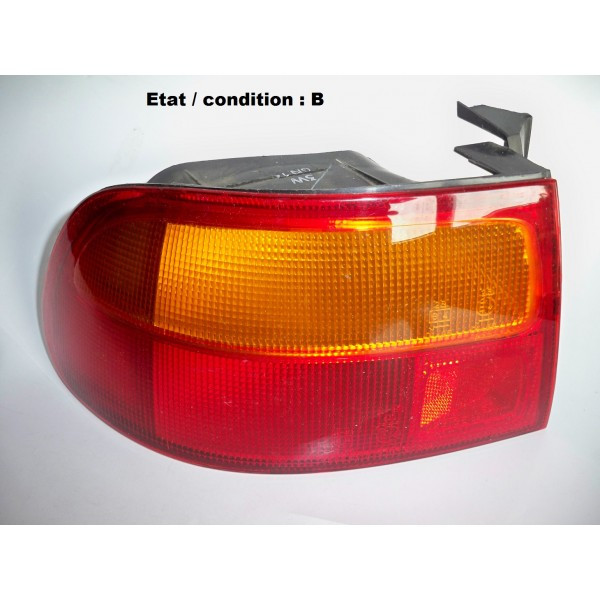 Feu arrière gauche STANLEY 043-1120L