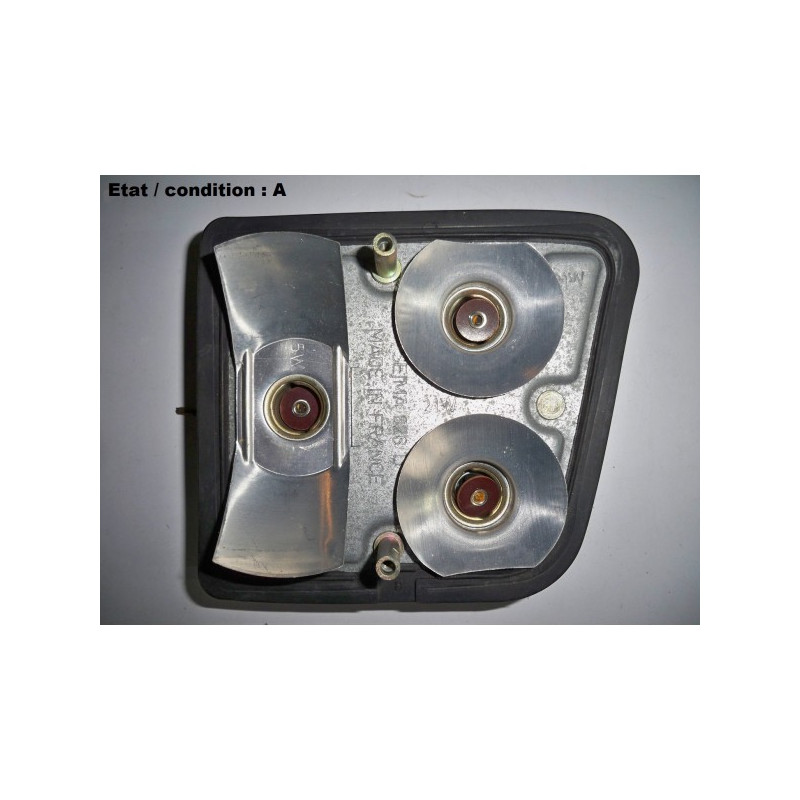 Left tailight lampholder SEIMA 626G