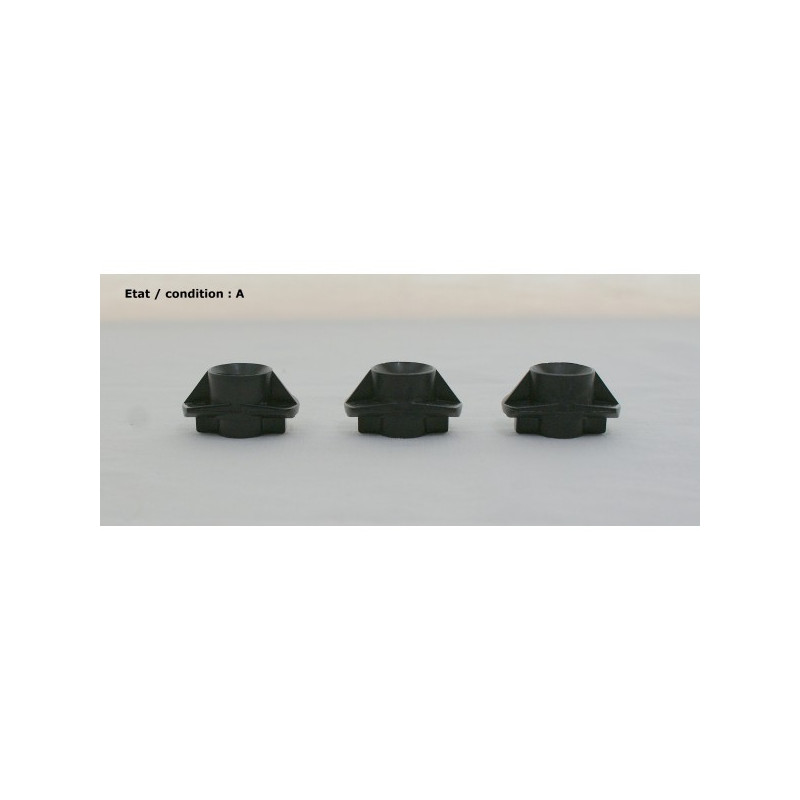 Oeillets de fixation de phare (X3)