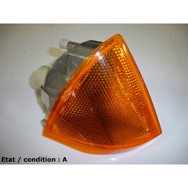 Feu clignotant avant droit VALEO 10780 D