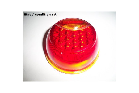 Cabochon feu arrière rouge + éclairage plaque immatriculation