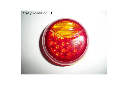 Cabochon feu arrière rouge + éclairage plaque immatriculation