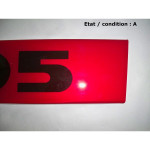 Red decorative plate "104 ZS"