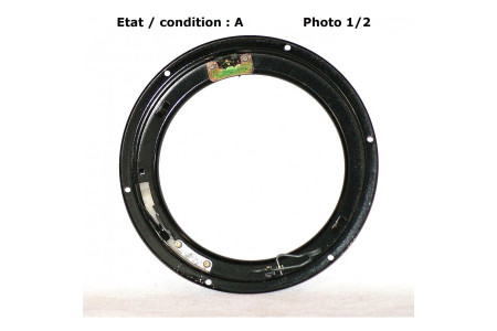 Headlight housing