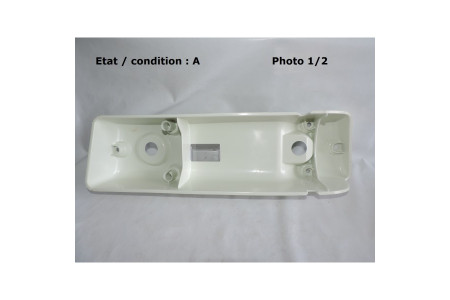 Cache feu arrière droit ARIC 44701536