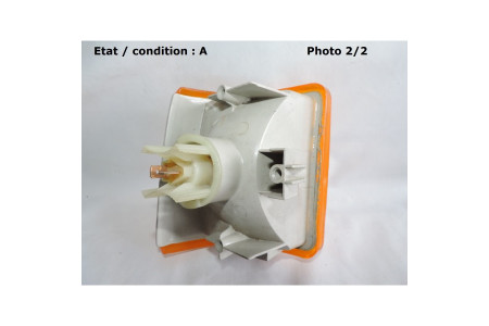 Clignotant feu avant gauche HELLA 2BA003504-051