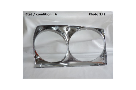 Right double headlight surround