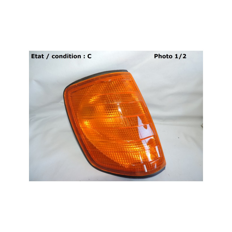 MERCEDES W124 - Feu clignotant droit HELLA 9EL 129614-011