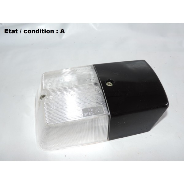 Cabochon feu plaque immatriculation et recul SEIMA 40300