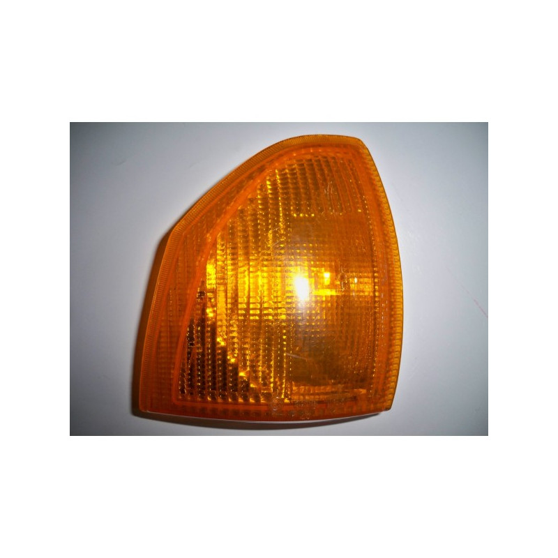 Clignotant avant droit CARELLO 16.430.716