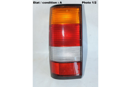 Feu arrière gauche SWF 396.081